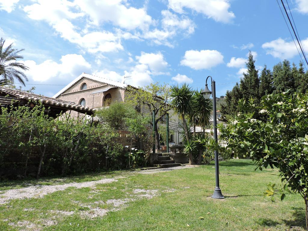 B&B L'Oasi Sant'Andrea Apostolo dello Ionio Exterior foto